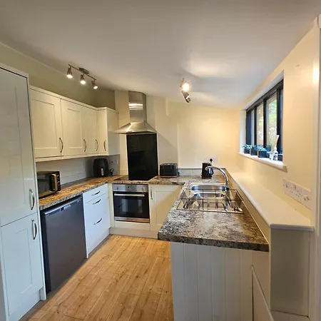Lovely 1-Bed Cottage In Mendlesham Green Stowmarket Exterior photo