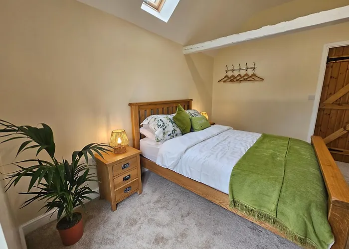 Lovely 1-Bed Cottage In Mendlesham Green